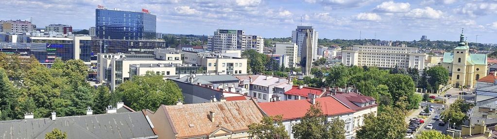 Centrum/3 oddzielne pokoje/obok galeria rz i ur