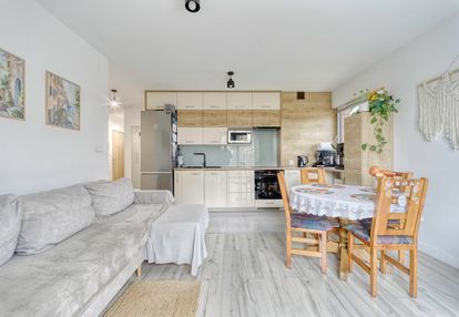 3 pokojowe mieszkanie z zielonym widokiem!