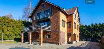 Duży dom z pewnym zyskiem przygotowany pod wynajem