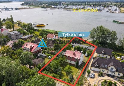 Dom z widokiem na sol marine w linii brzegowej