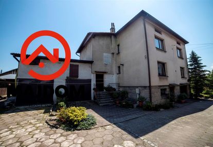 Może być dla dwóch rodzin albo trzech