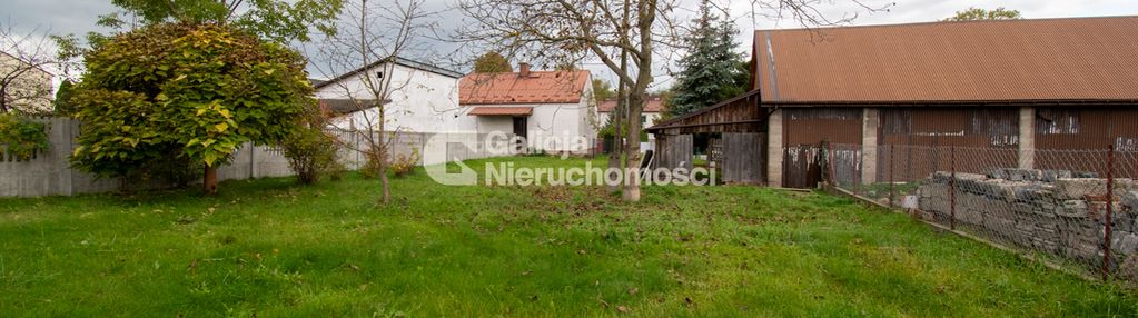 Dom z budynkami gospodarczymi-duża działka