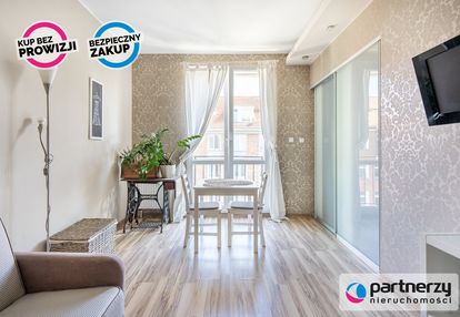 2 oddzielne pokoje z balkonem w centrum gdańska