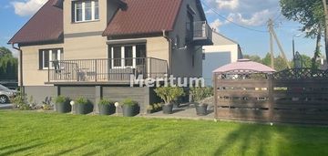 Wolnostojący dom 5 pokoi działka 1005m2