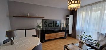 Świetnie zlokalizowane mieszkanie na urswynowie