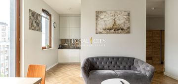 3 pokojowy apartament skanska zdziechowskiego.