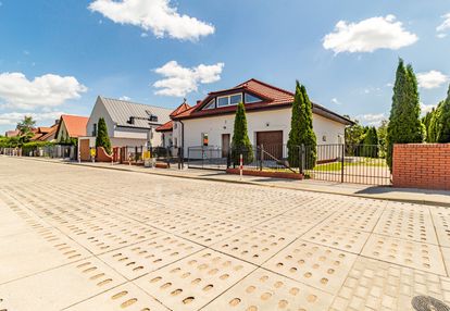 Duży dom - wysoki standard - gotowy do wejścia