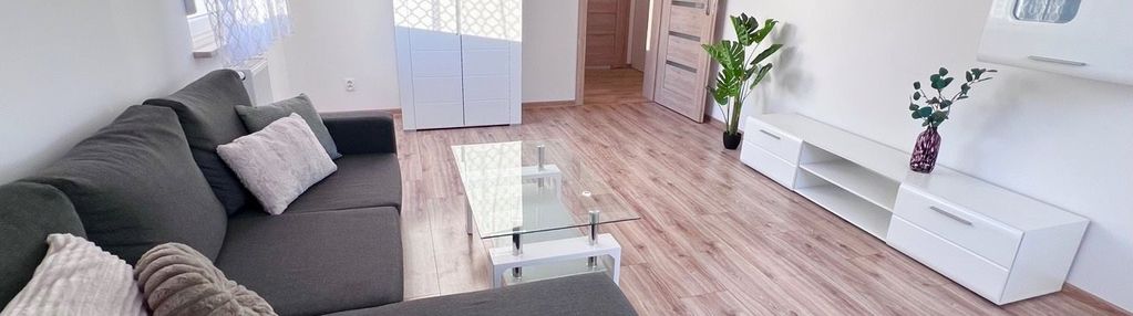Duże rozkładowe 2-pokojowe balkon komórka garaż