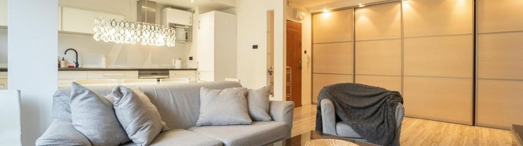 Galeria bronowice / garaż + komórka lokatorska