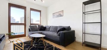 Zabłocie - duże 2 pokoje z komórką i miejscem post