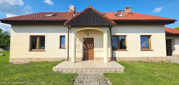 Dom wolnostojący 210 m2 z dużą działką- miłoszyce