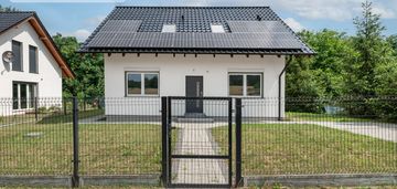 100,64 m², pompa ciepła, fotowoltaika, rekuperacja