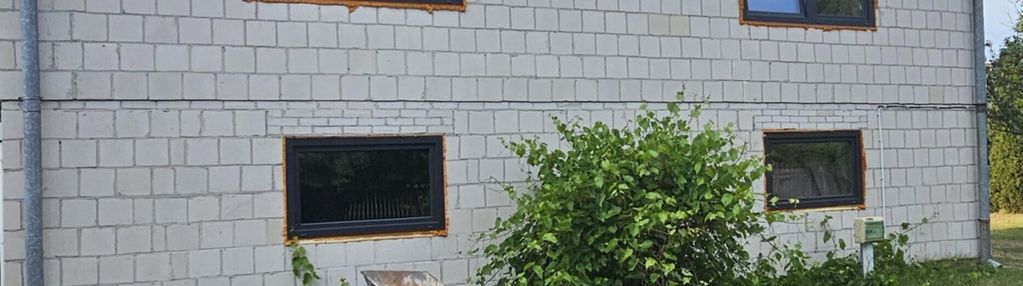 Dom z ogromnym potencjałem,9km od miasta, zielona kraina