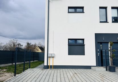Narożne 2 pok. mieszkanie z ogródkiem