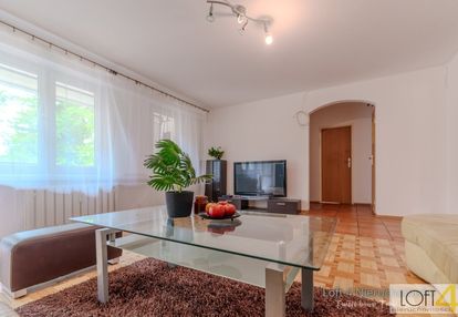 Ciche mieszkanie na parterze wśród zieleni - 60 m2