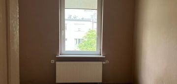 2 pokojowe mieszkanie w kamienicy z piwnicą