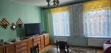 3 pokojowe mieszkanie. świebodzice ii piętro