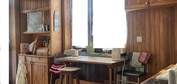 Przestronny dom 200 m² z kominkiem dla 2 rodzin.