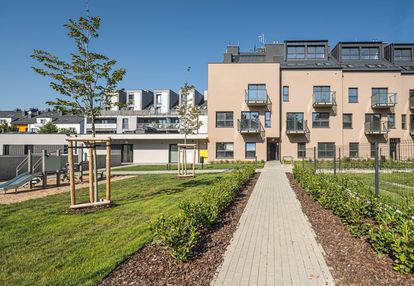 Trzy pokoje | balkon | miejsce postojowe | komórka | gotowe do zamieszkania