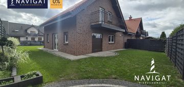 Dom w zabudowie bliźniaczej, blisko plaż