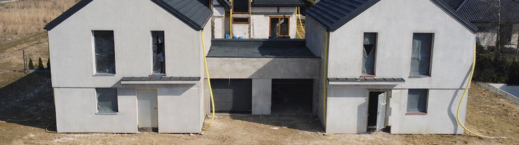 Bliźniak z pokojem na parterze