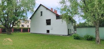 Urokliwy dom w chybiu mnich