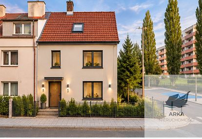 Dom z potencjałem | 289 m² działki | staw brodowski 100 m