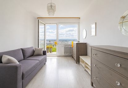 Widok na zatokę i port | 3 pok po remoncie -gdynia