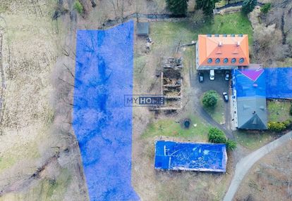 Mieszkanie, budynek gosp. i działka