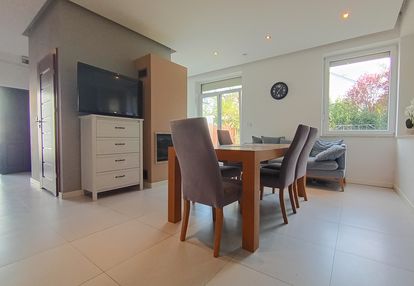 Dom 160m² we Wrocławiu–5pokoi, biuro, garaż, ogród