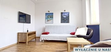 Pokój z kuchnią w centrum