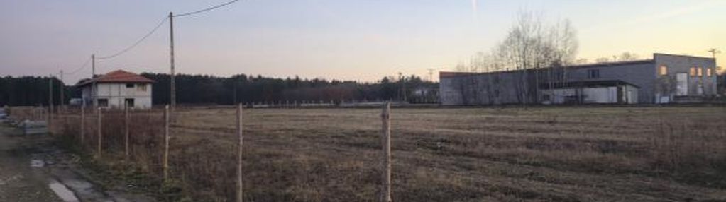 Działka po zabudowę wolnostojącą lub bliźniaczą ;