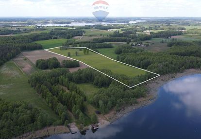 Działka z linią brzegową jeziora hołny