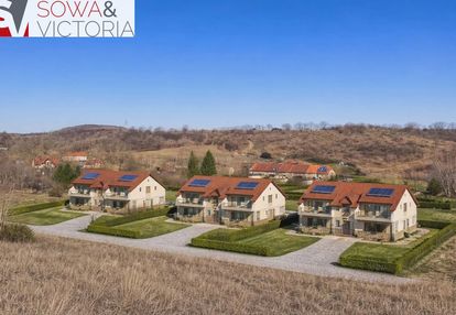 Pod lasem- trzy bliźniaki lub domy jednorodzinne