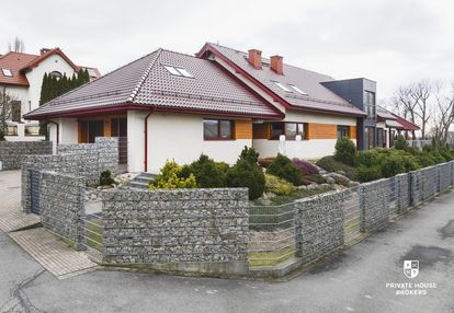 Fantastyczny dom z basenem wewnętrznym