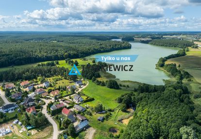 Działka z widokiem na jezioro