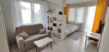 Wygodne, jasne, 2 pokoje, ii piętro, balkon