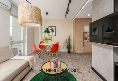 Taras 36 m2*2 miejsca postojowe *garderoba