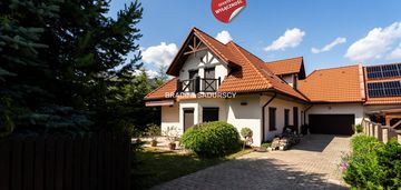 Piękny, klimatyczny dom  w doskonałej lokalizacji