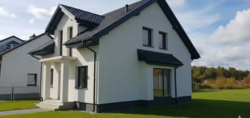 Dom w atrakcyjnej i spokojnej dzielnicy radomia