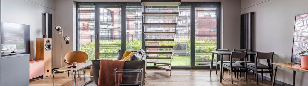 Dwupoziomowy apartament z ogrodem