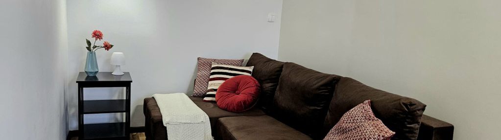 2 niezależne pokoje, metro, basen dla mieszkańców