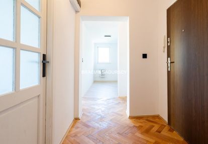 Inwestycyjne, możliwość 5 pokoi po remoncie roi 8%