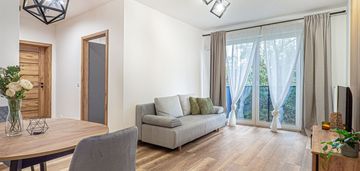 Pierwszy najem,balkon,osobnakuchniadużełóżko,winda