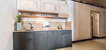 Przestronne mieszkanie biuro kamienica łazarz