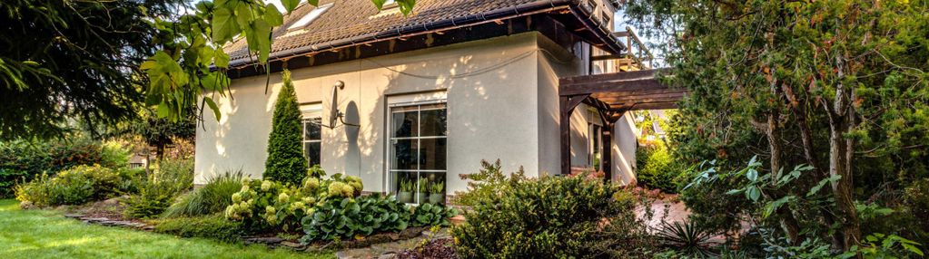 Nowoczesny dom z pięknym ogrodem - 2100m działka