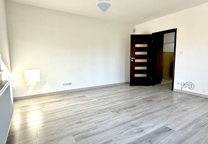 Mieszkanie dwupokojowe w kamienicy!