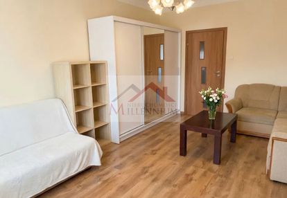 Przestronna kawalerka - rondo wiatraczna