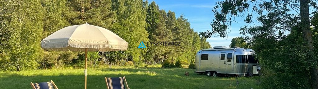 Urokliwa działka w lesie ostrowo
