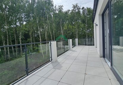 Czteropokojowe na parkitce